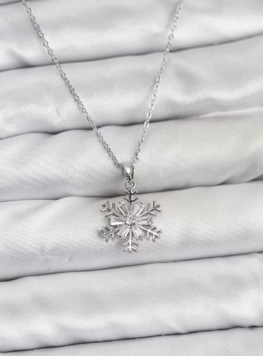 316l Çelik Zincir Gümüş Renk Kar Tanesi Model Zirkon Taşlı Kadın Kolye